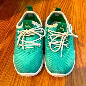 Adidas Pharrell x Tennis Human Race Green Kids Size 6K (For Baby Ballers Only!)